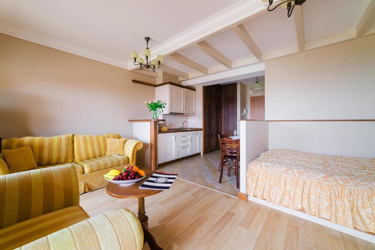 Apartamenty Portowe Mikołajki Eksteriør bilde